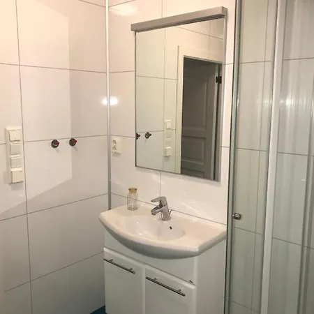 Waterfront Twin 度假居 *